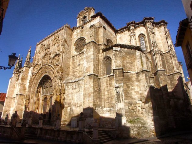 Viajes por pueblos de España. Aranda de Duero. La capital de la ribera del Duero conocida por sus vinos y el cordero lechal asado  