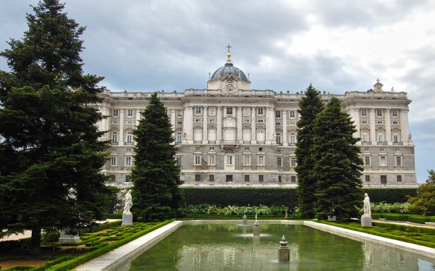 Los jardines Sabatini del palacio Real de Madrid      