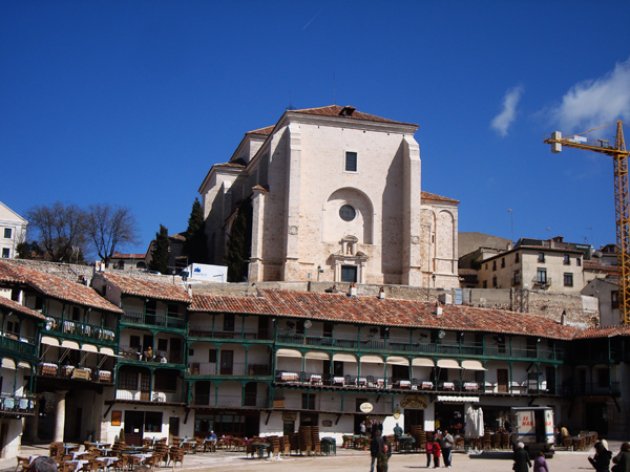 La plaza mayor de chinchón. una de las plazas más bonitas de la comunidad de Madrid