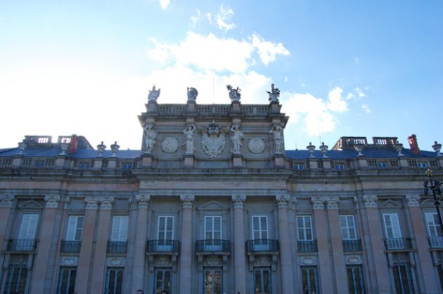 El palacio de la granja de San Ildelfonso y sus jardines con sus espectaculares fuentes 