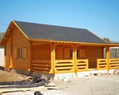 Casa prefabricada de madera de 90m2-MODELO "PERELLO"