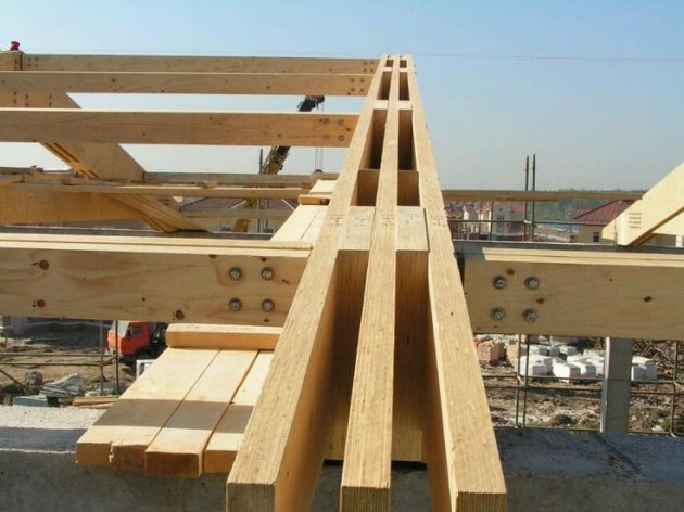 La madera microlaminada. aplicaciones, características y cualidades de la madera microlaminada  