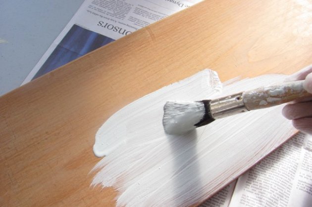 Cómo hacer pintura de leche o caseína. Pinturas naturales para los acabados 