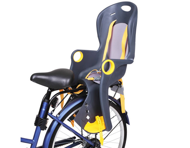 Consejos a la hora de comprar y utilizar una silla o remolque para la bicicleta 